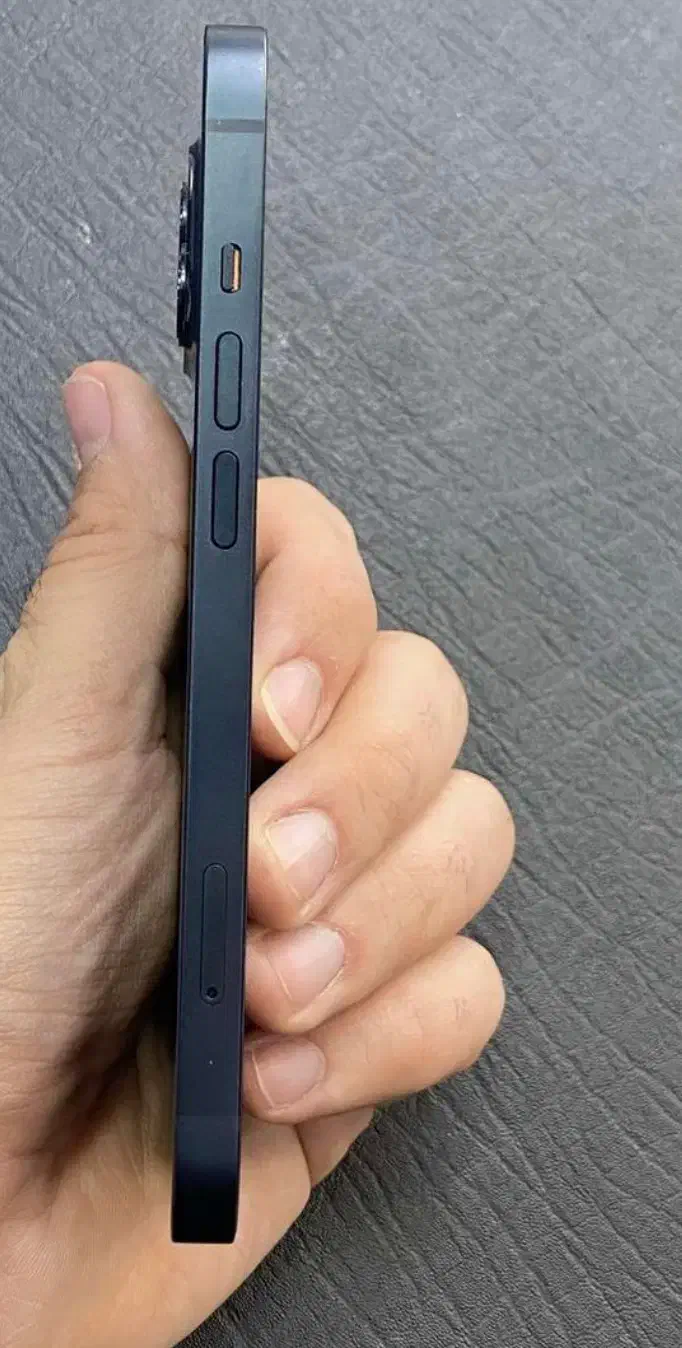 Iphone13zaa|موبایل|نور, |دیوار