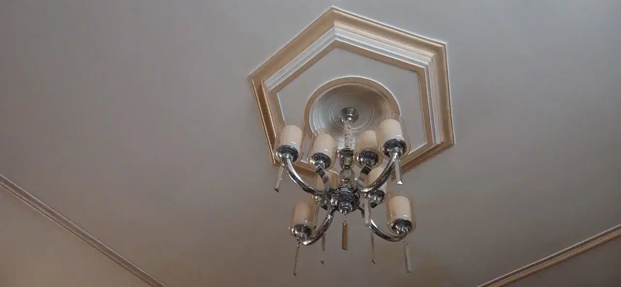 لوستر همراه با لامپ ها|لوستر و چراغ آویز|تهران, بهداشت|دیوار