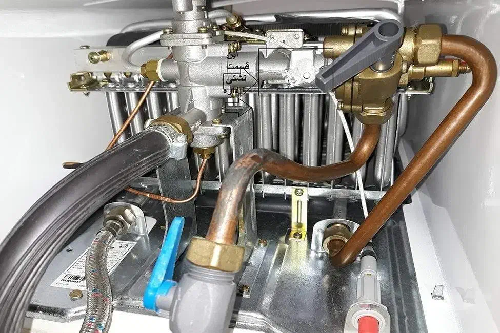 تعمیر*سرویس*نصب انواع آبگرمکن دیواری انجام میشود|خدمات پیشه و مهارت|زابل, |دیوار