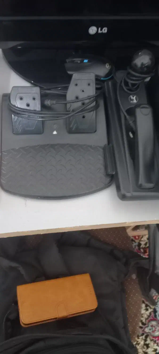 فرمان بازیکامپیوتر|کنسول، بازی ویدئویی و آنلاین|صحنه, |دیوار