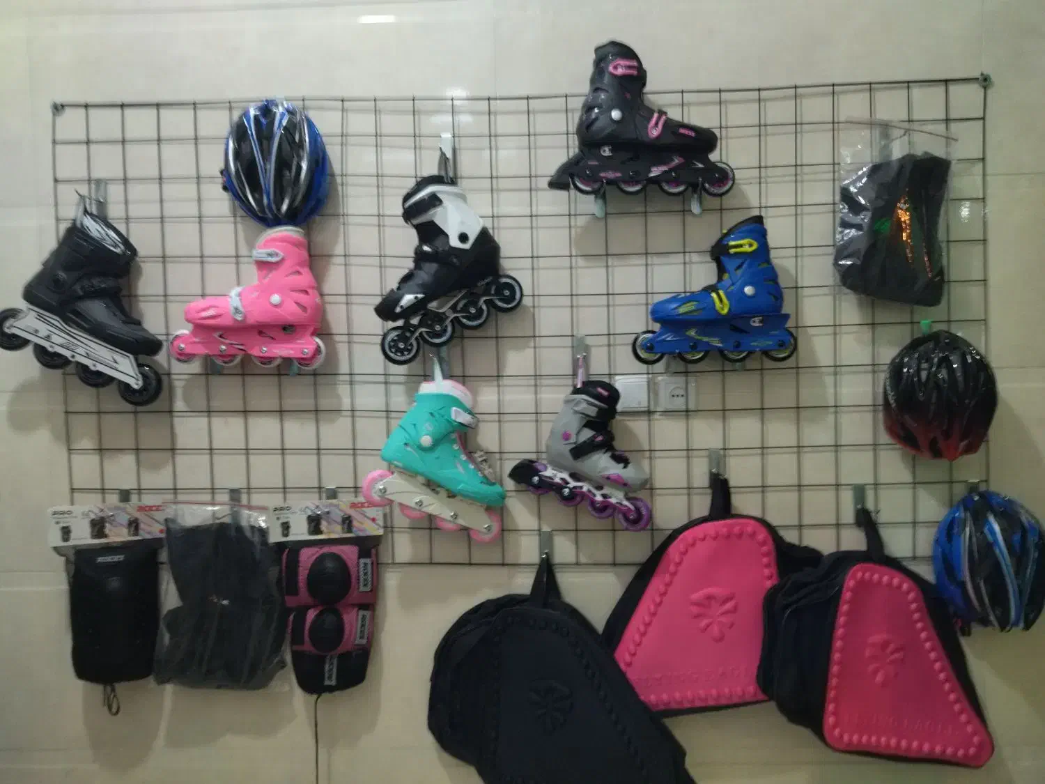 اسکیت های متنوع در سایز بندی های کامل|دوچرخه، اسکیت، اسکوتر|ورامین, ورامین|دیوار