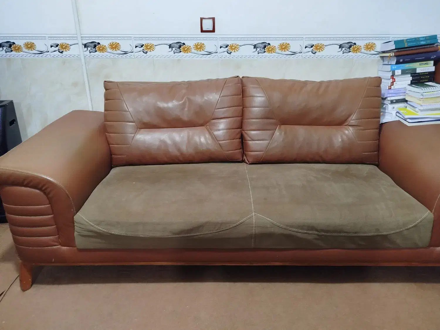 مبل راحتی 7 نفره چرمی|مبلمان خانگی و میز عسلی|همدان, |دیوار