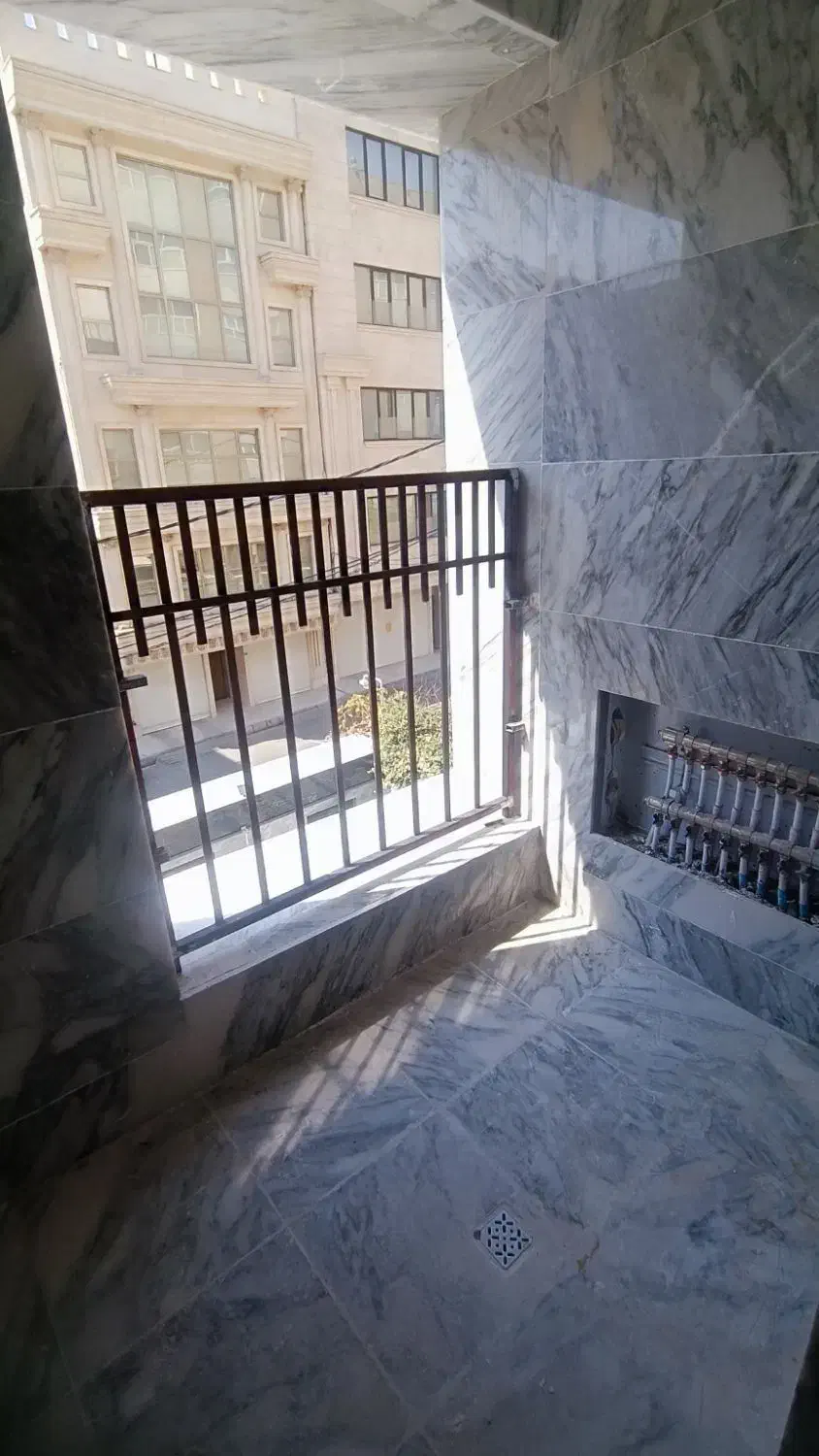 تک واحدی 145 متر نو ساز/ سه خواب / بر 16 متری|فروش آپارتمان|قم, انسجام|دیوار