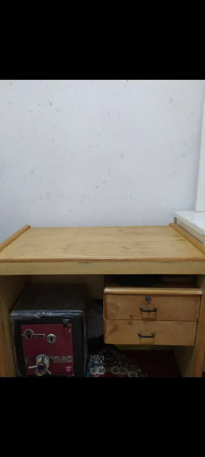 میز تحریر|میز تحریر و کامپیوتر|قرچک, مهدیه|دیوار