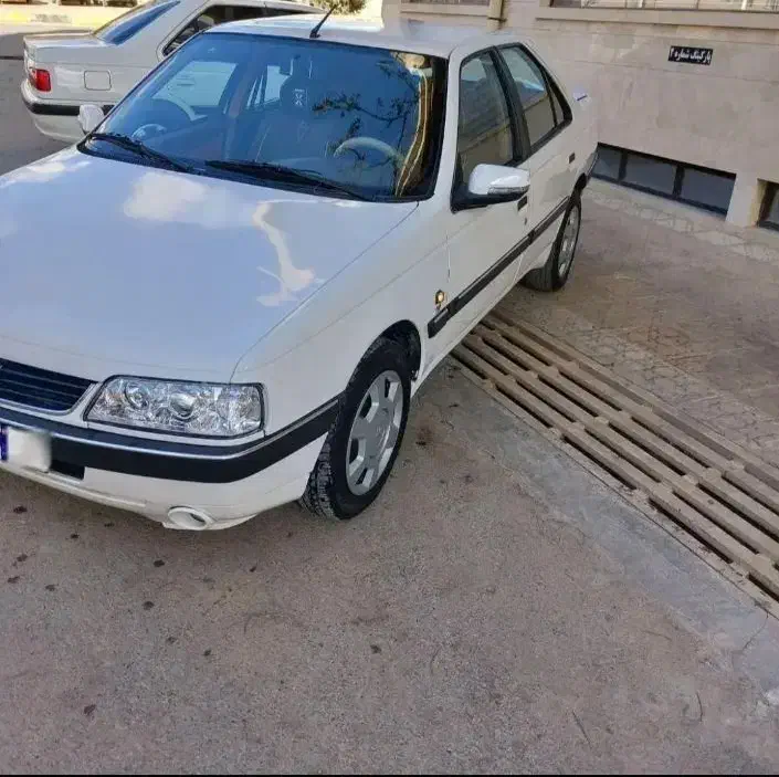 پژو ۴۰۵|خودرو سواری و وانت|کرمانشاه, |دیوار