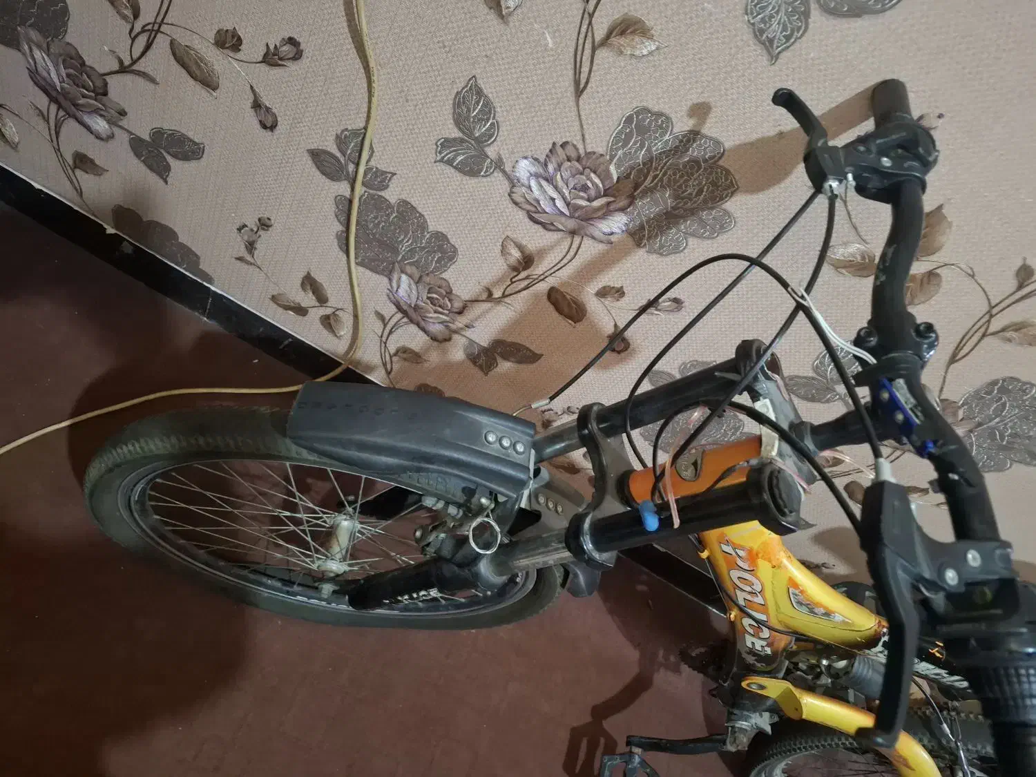 کمد. دوچرخه 26|جاکفشی، کمد، دراور|شیراز, کوشک میدان|دیوار