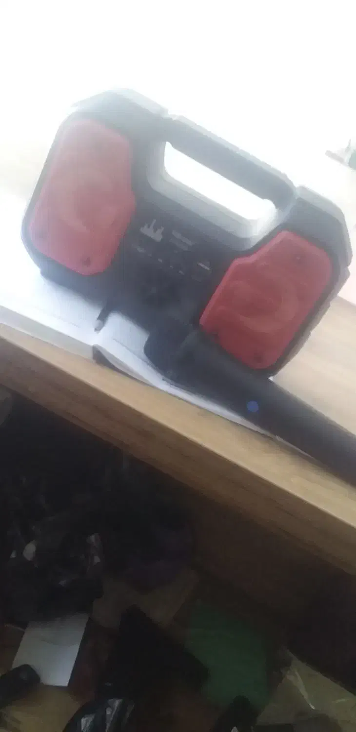 ظبط بلوتوثی بامیکروفن|پخشکننده همراه|زاهدان, |دیوار