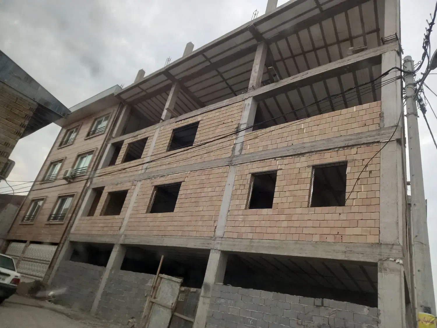 تخریب و اثاث کشی بنایی و پی کنی بتن ریزی واثباب|خدمات پیشه و مهارت|رشت, رشتیان|دیوار