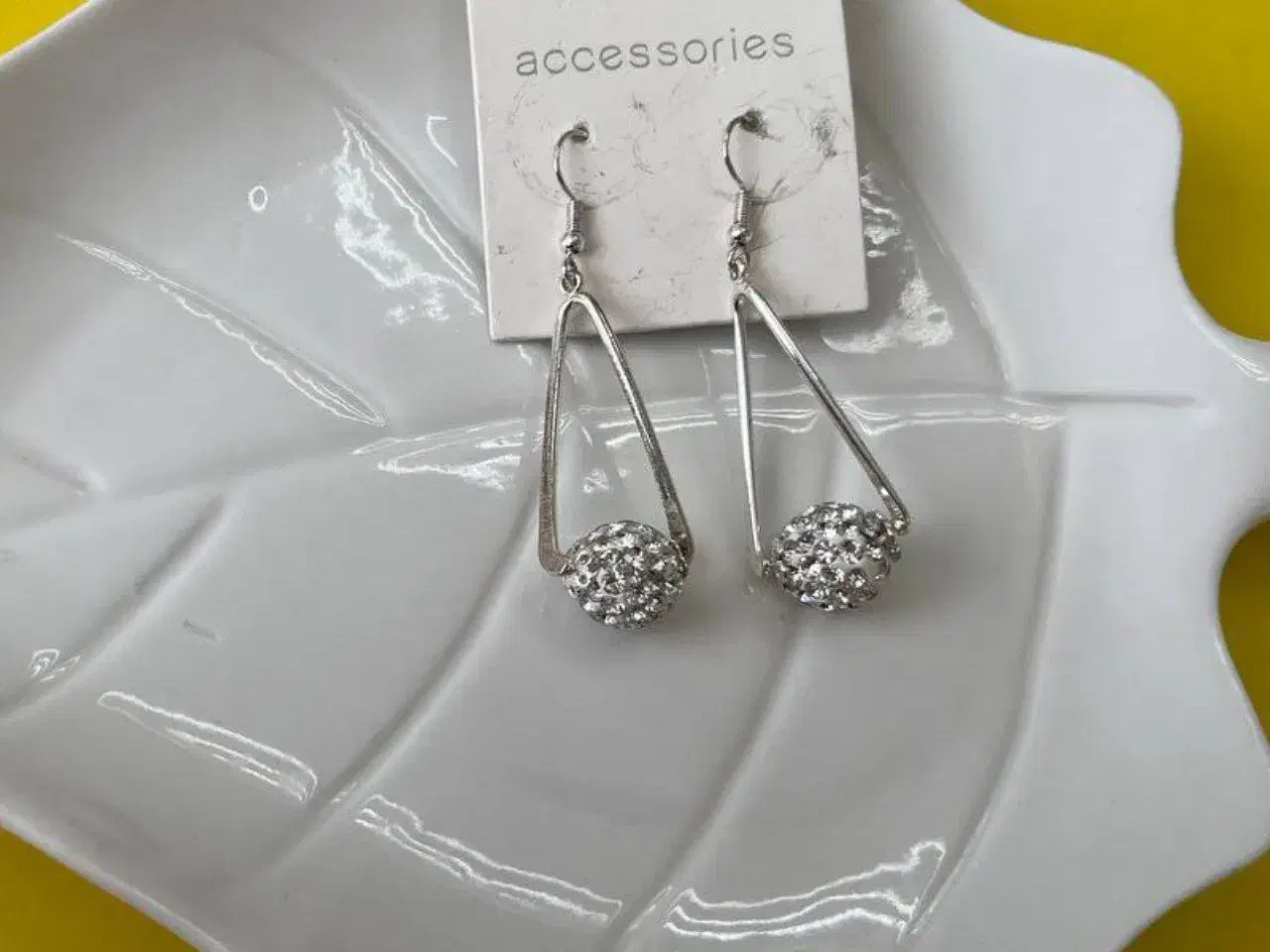 اکسسوری عسل|بدلیجات|تربتحیدریه, شهرک ولیعصر|دیوار