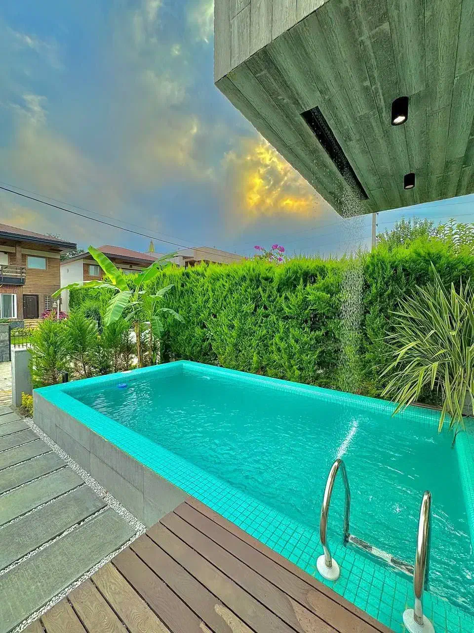 ویلای دوبلکس ابرسازه منطقه شهرک بااصالت روفگاردن|فروش آپارتمان|چالوس, |دیوار