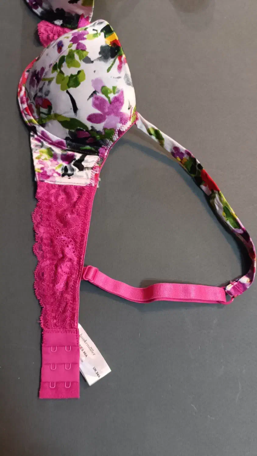 سوتین لایه دار اروپایی|لباس|بابلسر, |دیوار