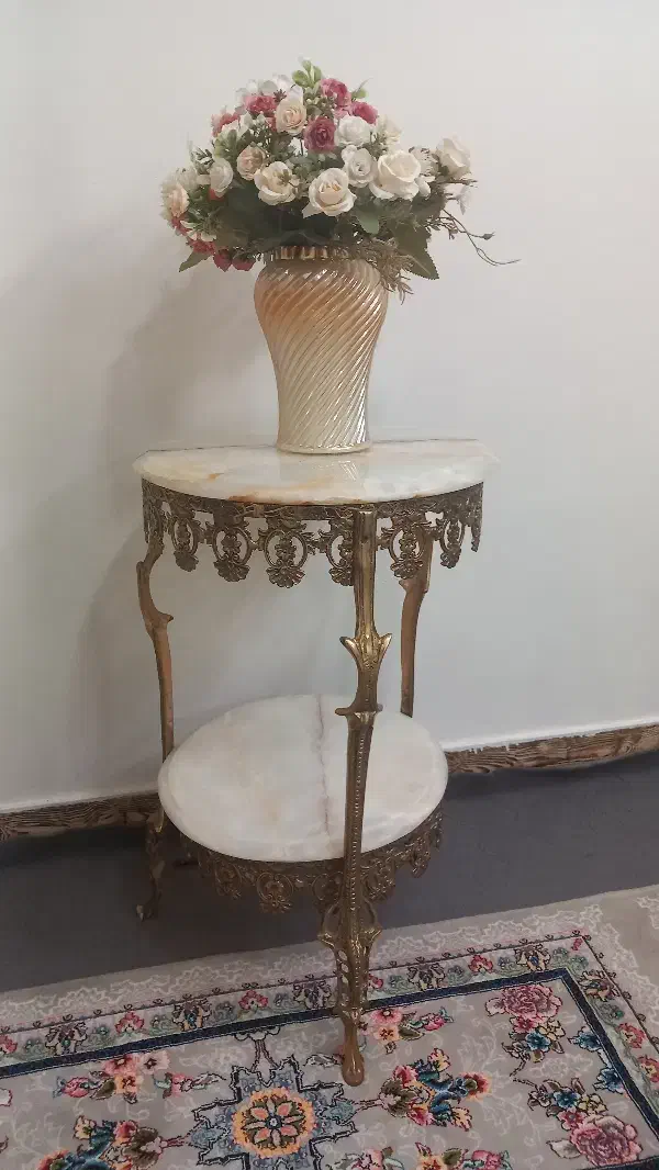 میز برنز|میز تلفن|تهران, دولتخواه شمالی|دیوار