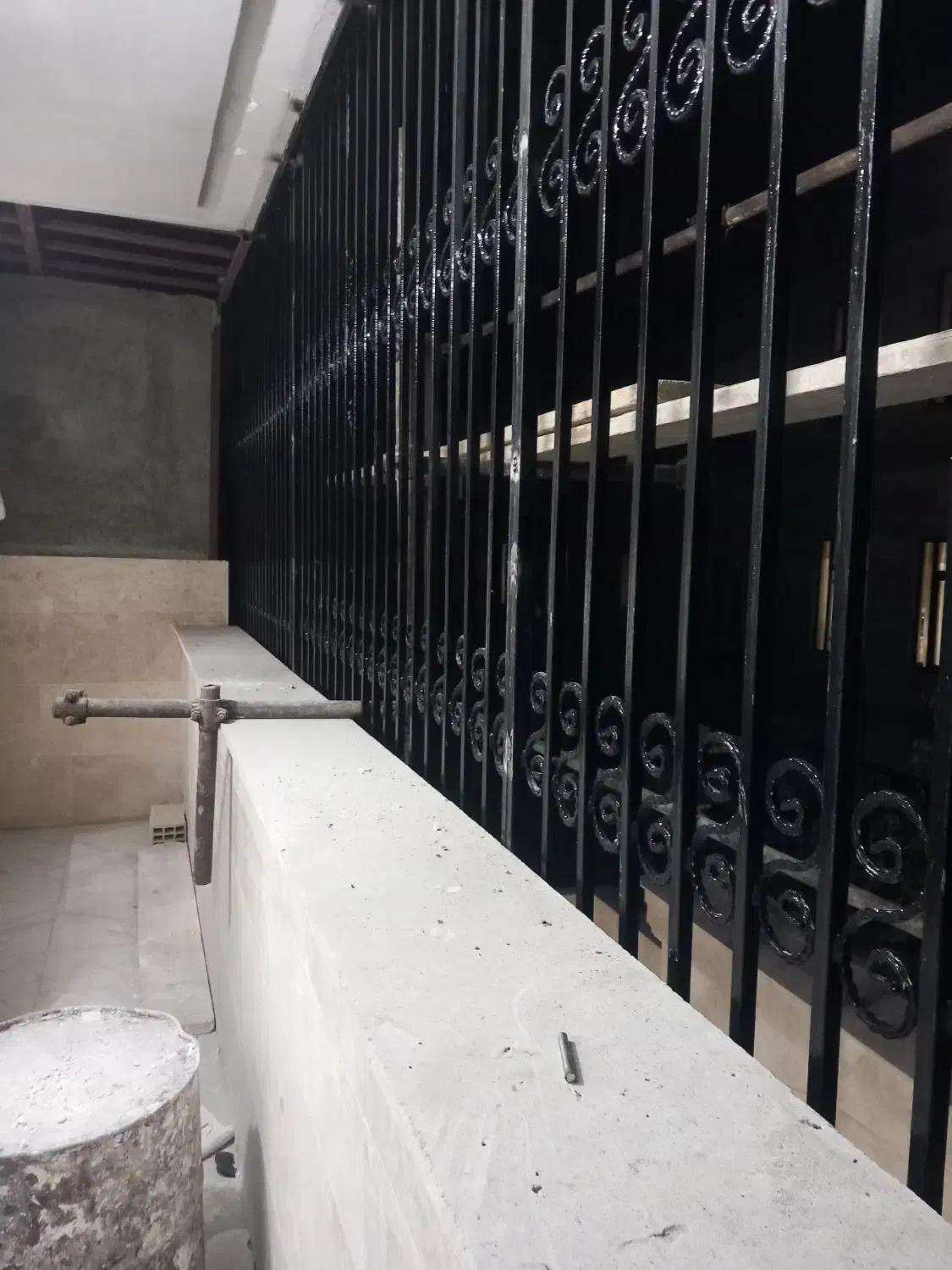 ساخت درب و پنجره وخرده کاری در تهران|خدمات پیشه و مهارت|تهران, پونک|دیوار