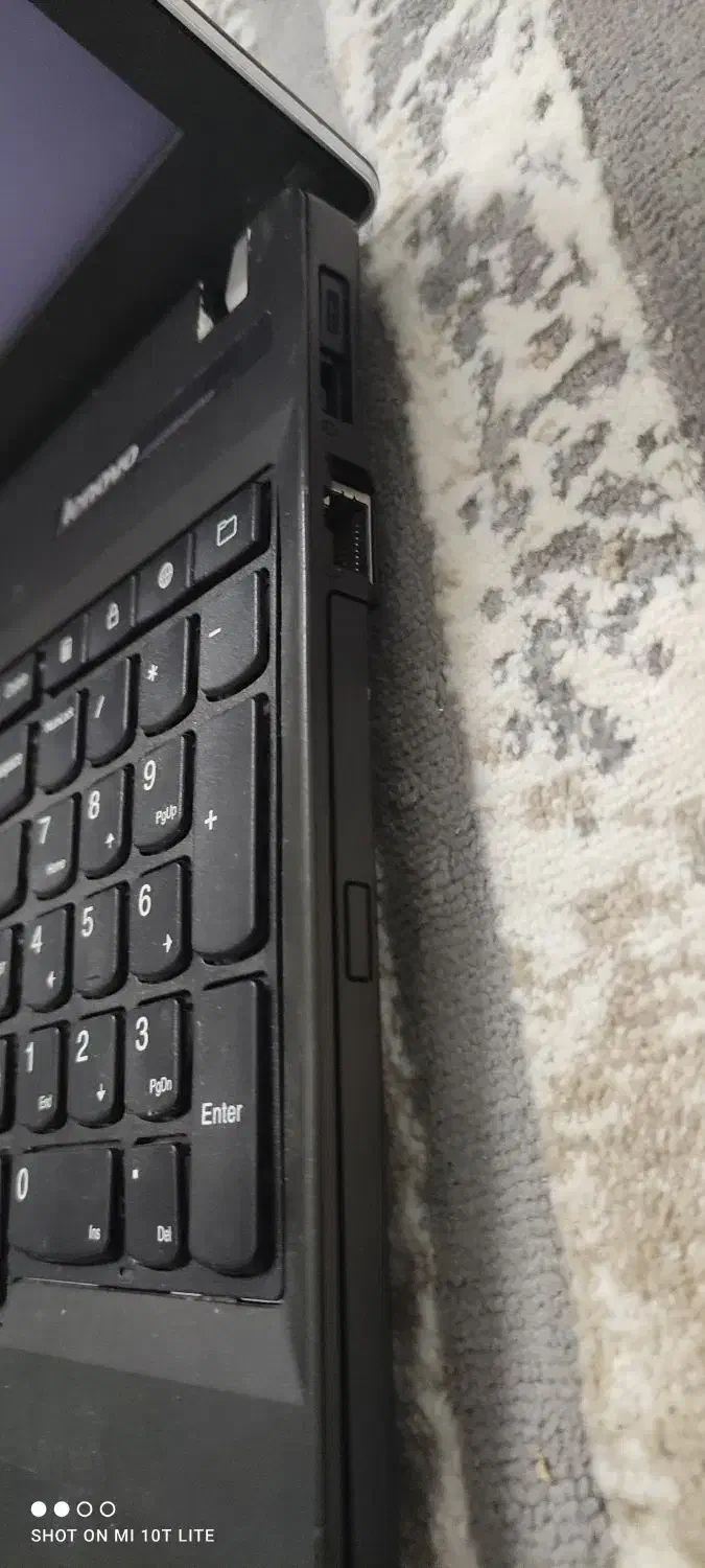 لپ تاپ لنوو قیمت فقط 9 تومن تخفیف هم داره|رایانه همراه|مشهد, کارمندان دوم|دیوار