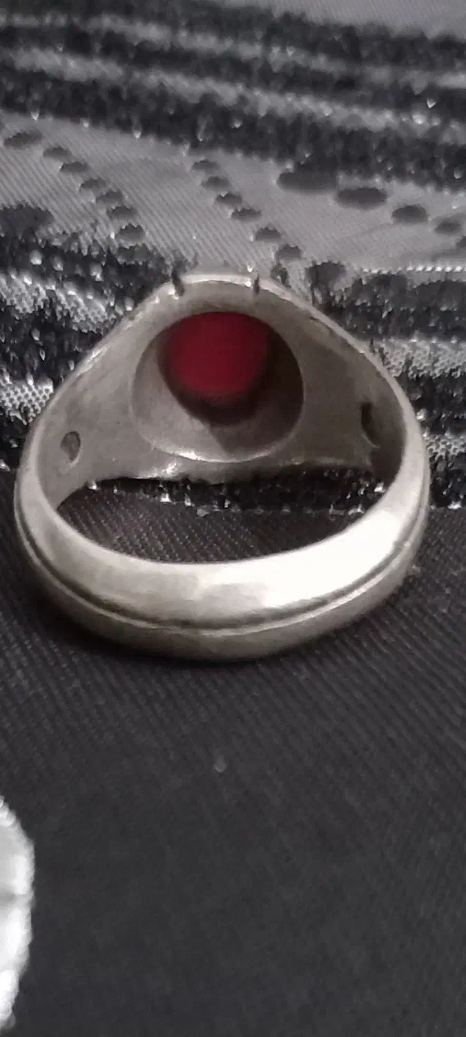 انگشتر عقیق قدیمی|جواهرات|قم, چهل درخت‎|دیوار