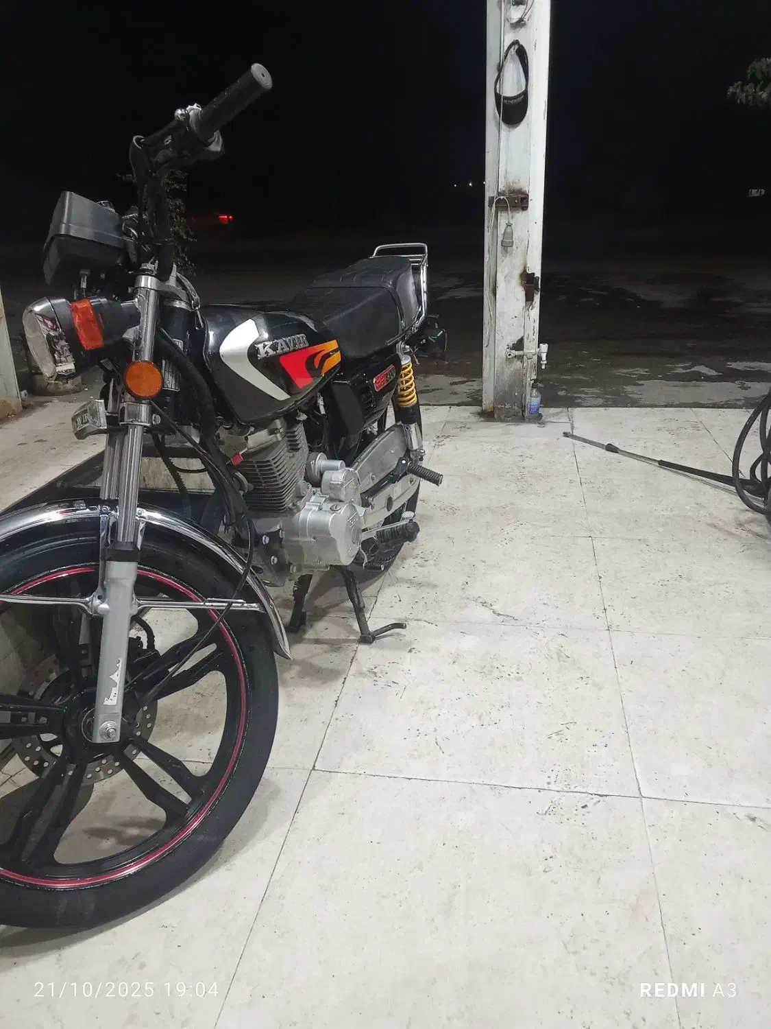 موتور 200مدل 1401خیلی کم کار کرده|موتورسیکلت|خرم‌آباد, |دیوار