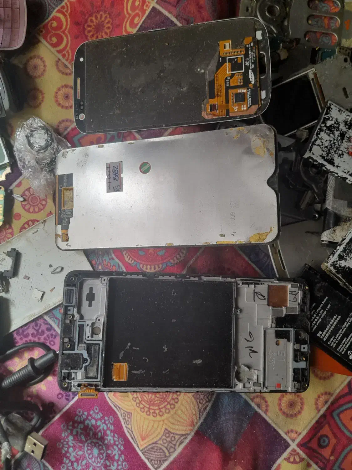 قطعه گوشی باطری|لوازم جانبی موبایل و تبلت|رشت, دیانتی|دیوار