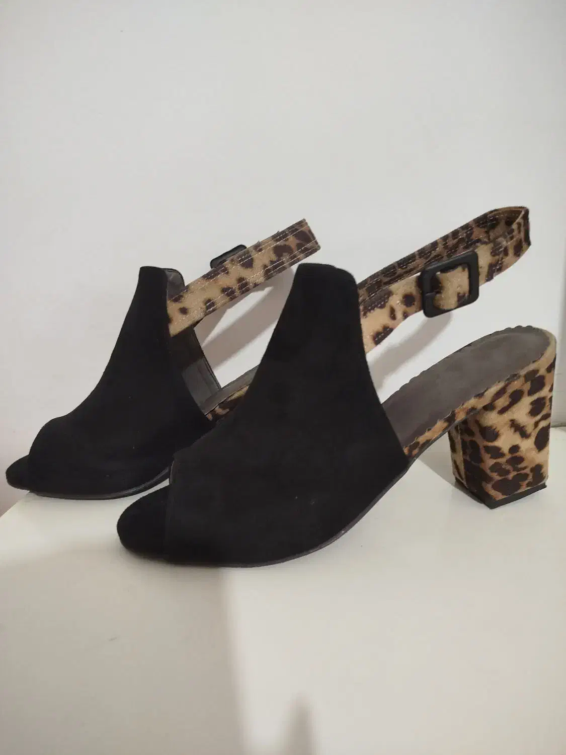 کفش سایز ۴۰|کیف، کفش، کمربند|نقده, |دیوار