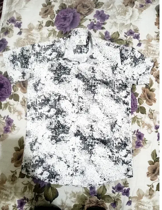 دو تا پیراهن|لباس|بروجرد, |دیوار