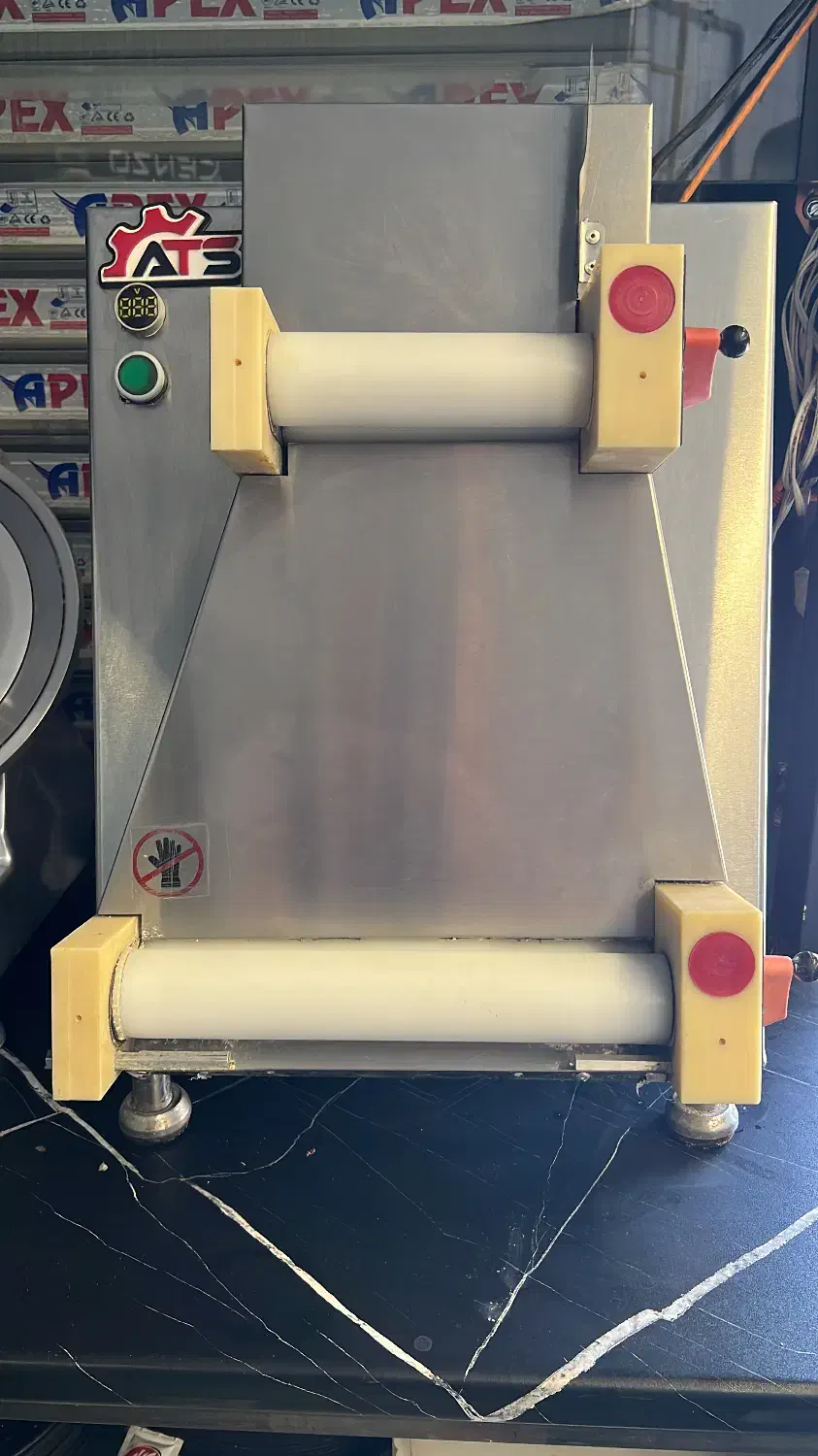 فروش کلیه وسایل فست فود یکجا|کافی‌شاپ و رستوران|شیراز, آزادگان|دیوار