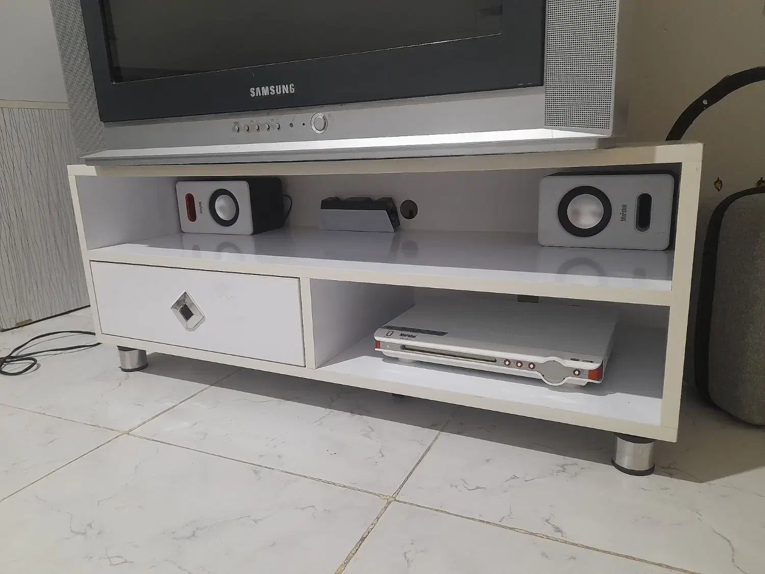 میز تلویزیون و تلویزیون|تلویزیون و پروژکتور|سنندج, |دیوار