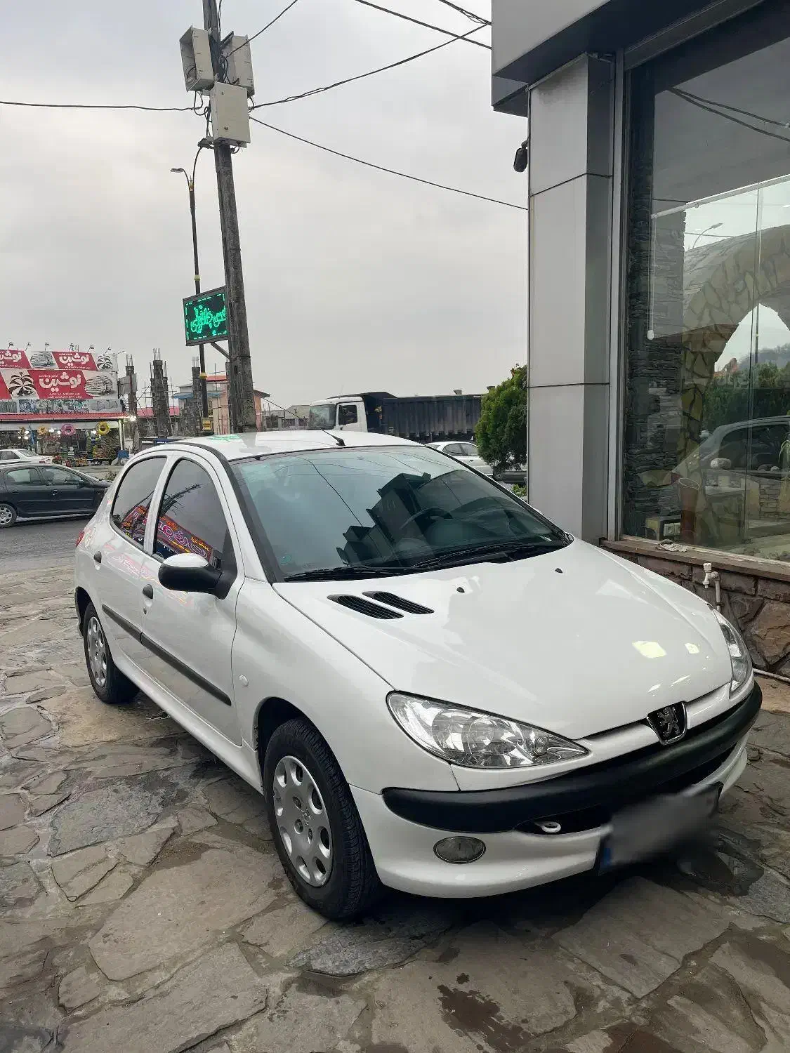 ۲۰۶ تیپ ۵ سفید|خودرو سواری و وانت|چالوس, |دیوار