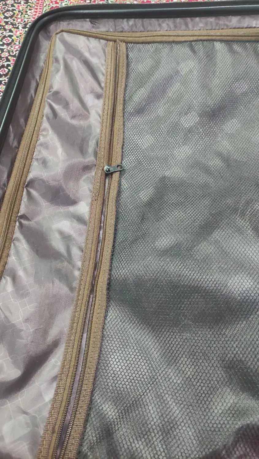 چمدان خارجی|کیف، کفش، کمربند|بروجرد, |دیوار