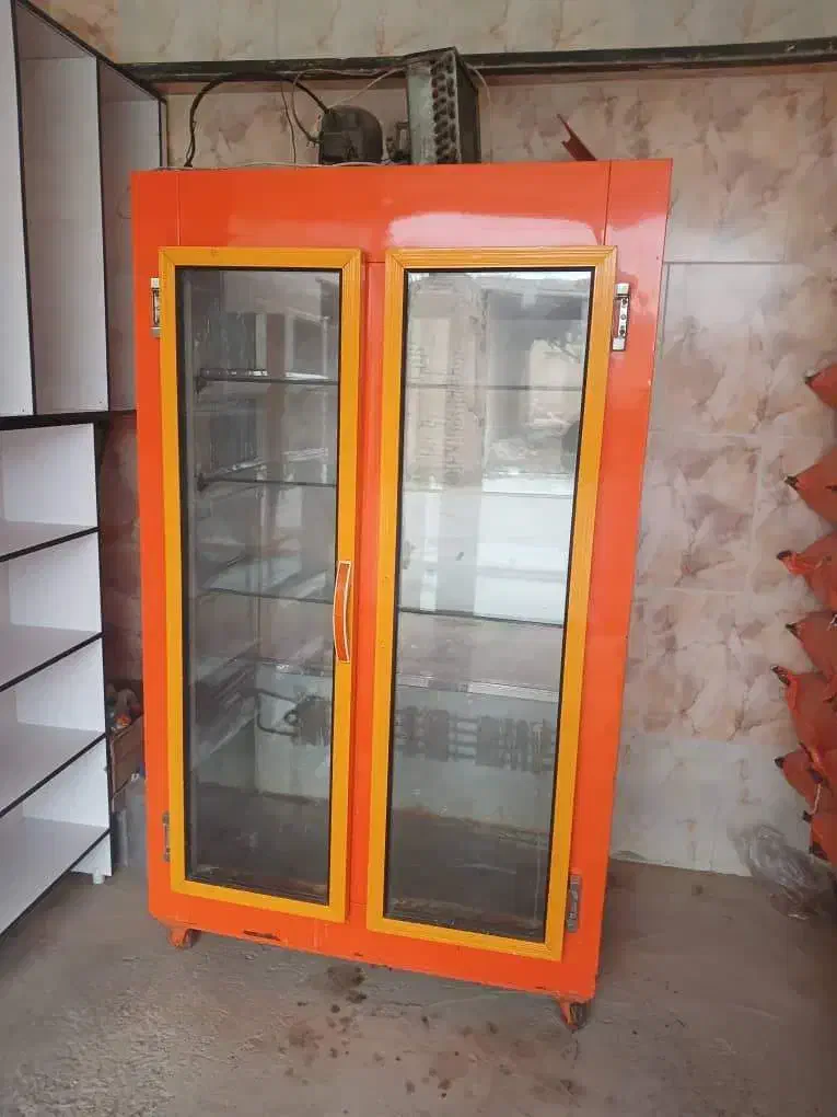 یخچال مغازه شیک و تمیز|یخچال و فریزر|فولادشهر, C2|دیوار
