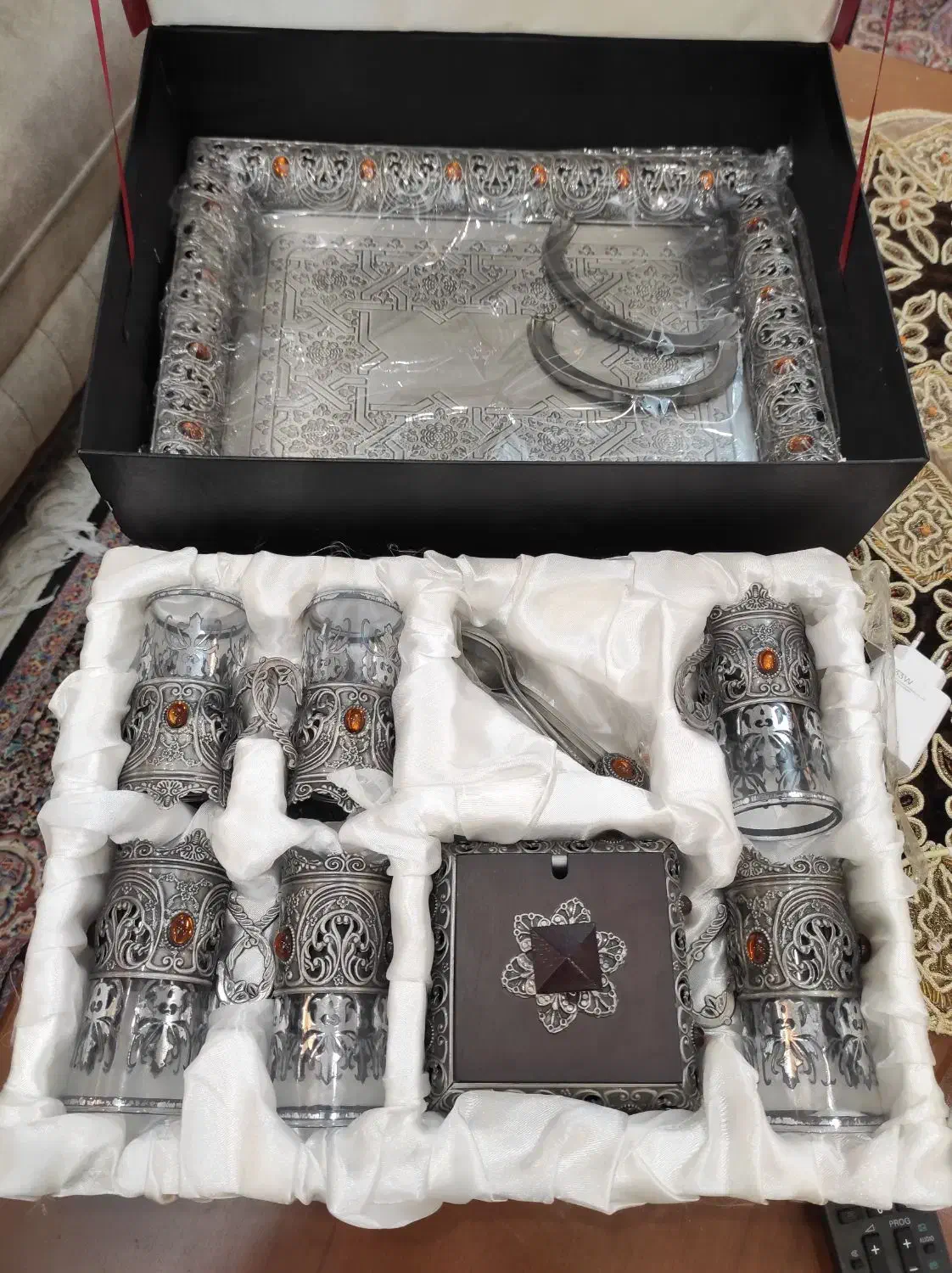 سرویس کامل چای خوری پیوتر نگین عقیق|ظروف سرو و پذیرایی|رشت, معلم|دیوار