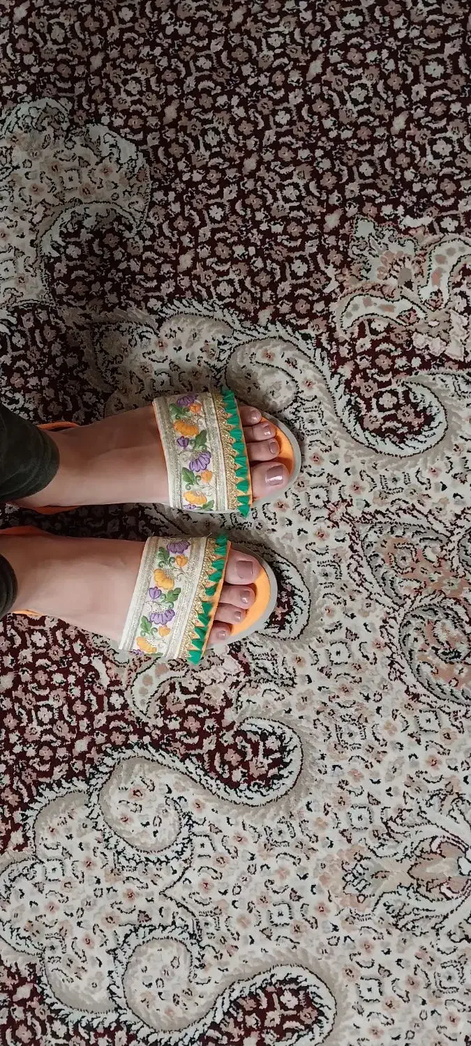 صندل ، شلوار مشکی و کراپ و کتونی|کیف، کفش، کمربند|بیرجند, |دیوار