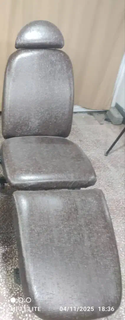 صندلی میکاپ|آرایشگاه و سالنهای زیبایی|اسلامآباد غرب, |دیوار