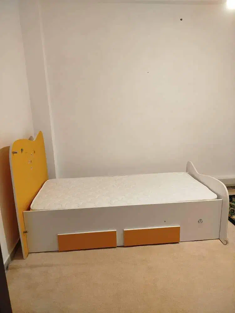 تخت و کمد کودک و نوجوان|تخت و سرویس خواب|لاهیجان, گلستان|دیوار