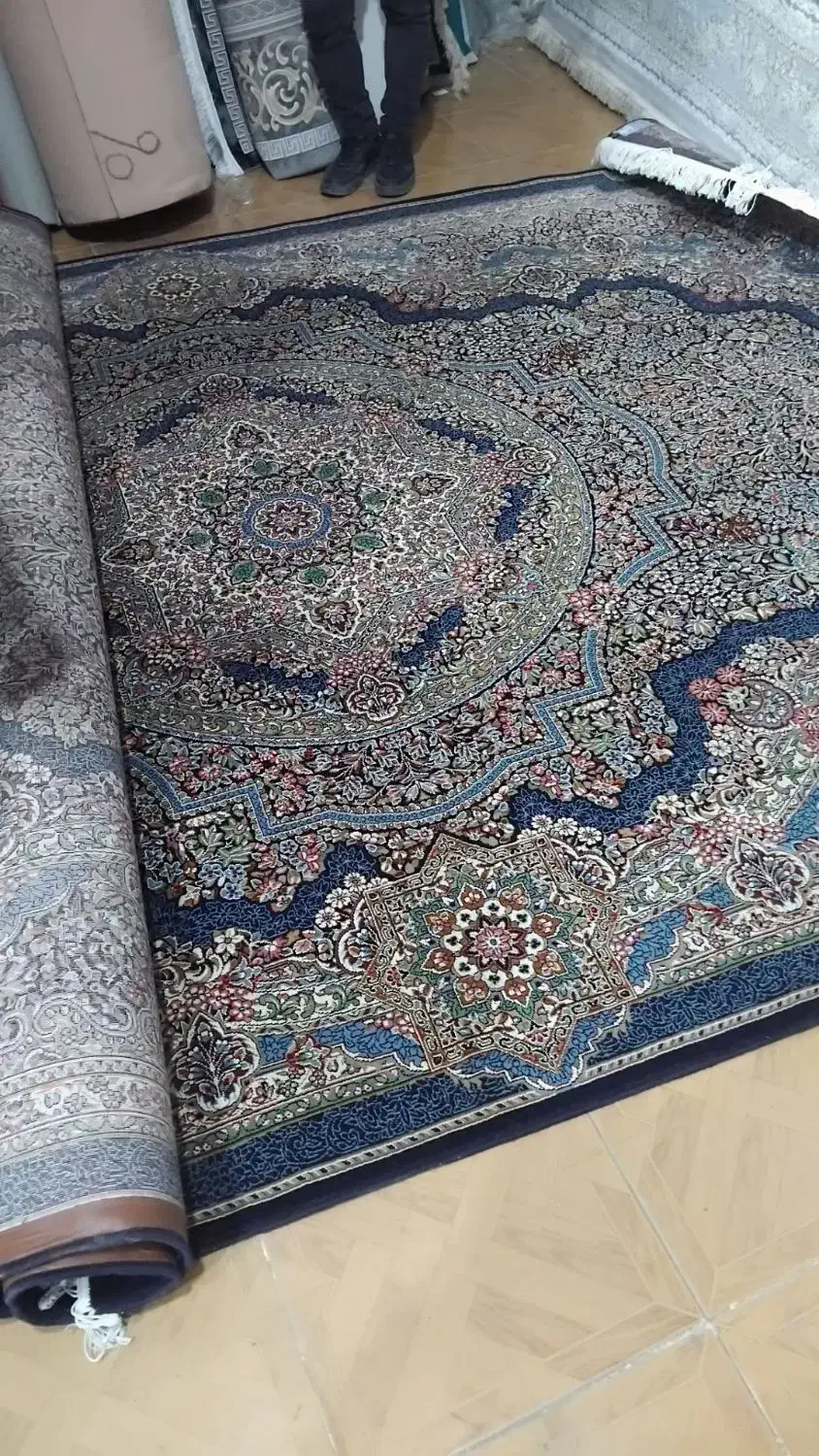 فروش دوعدد فرش ۹ متری ۱۸ تومن|فرش|قیدار, |دیوار