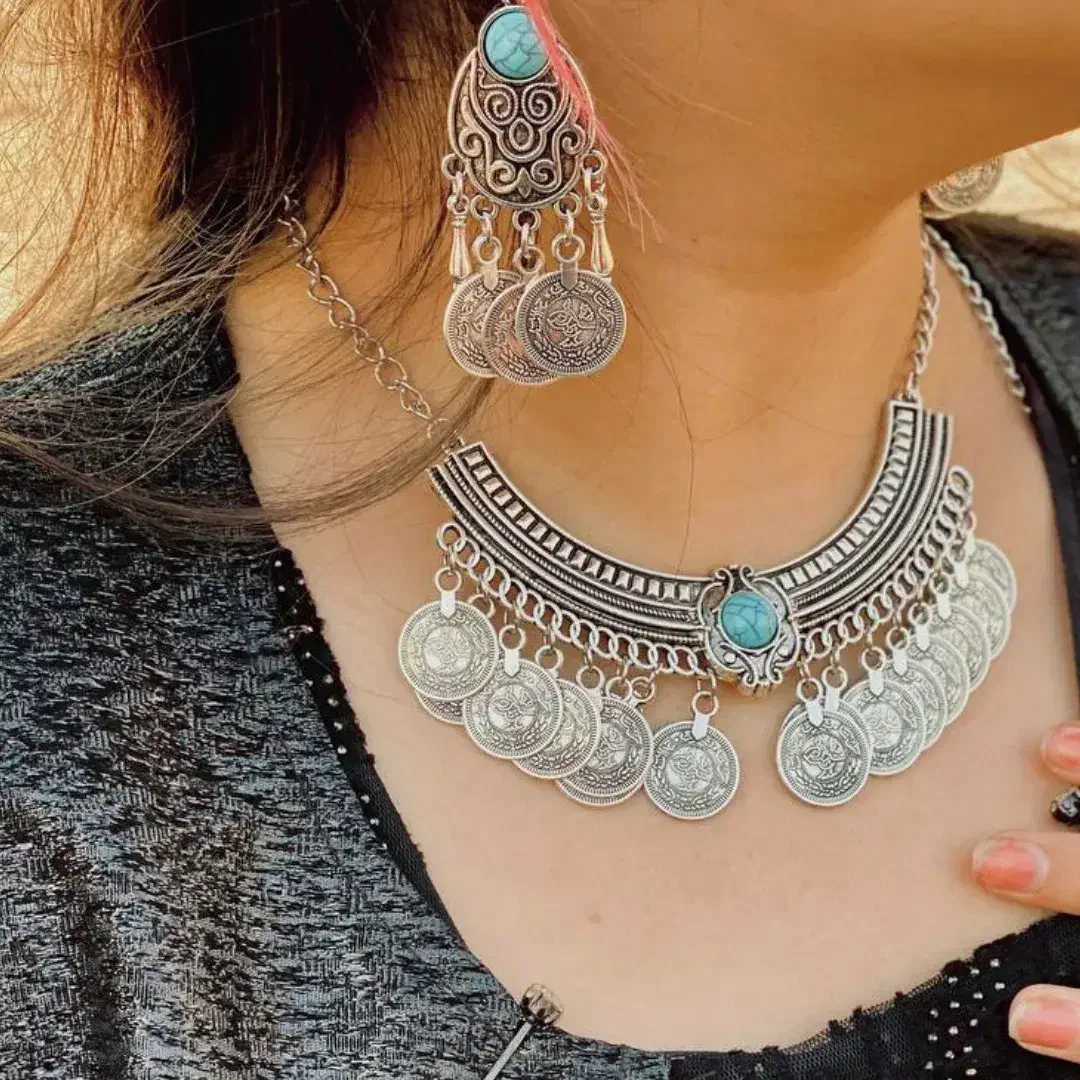 گردنبند ورشو با ابکاری نقره|جواهرات|کرمانشاه, |دیوار