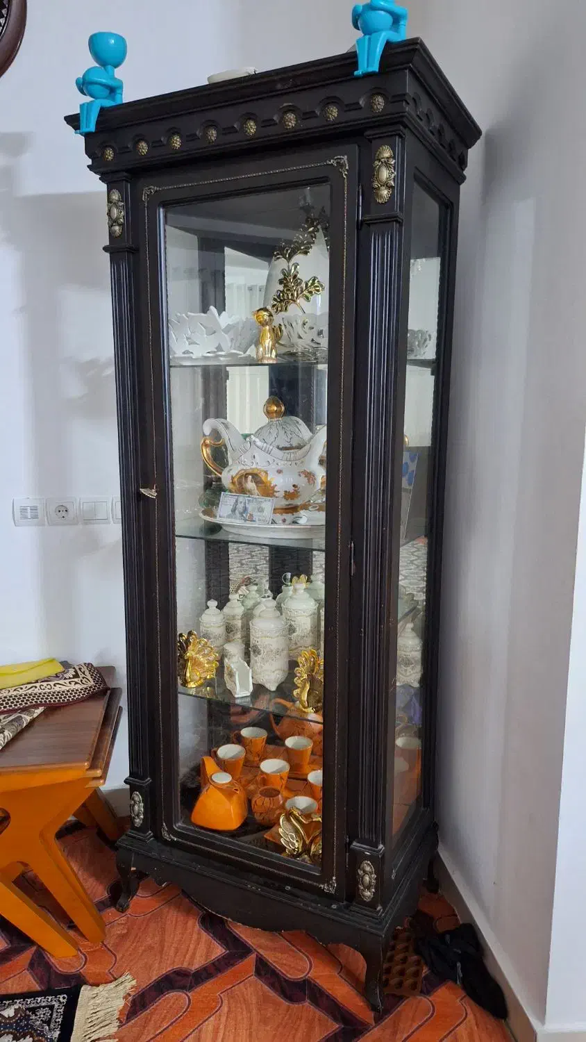 ویترین چوبی|مبلمان خانگی و میز عسلی|آمل, |دیوار