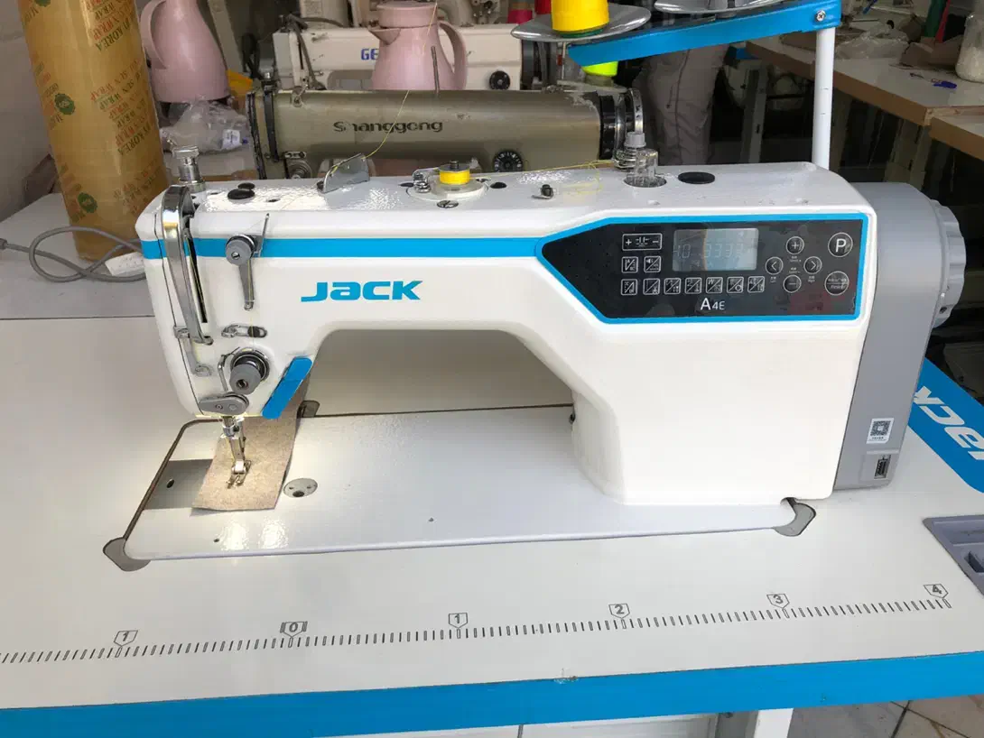 چرخ خیاطی راسته دوز فول کامپیوتری جک مدل a4e|چرخ خیاطی و ریسندگی|قرچک, مهدیه|دیوار