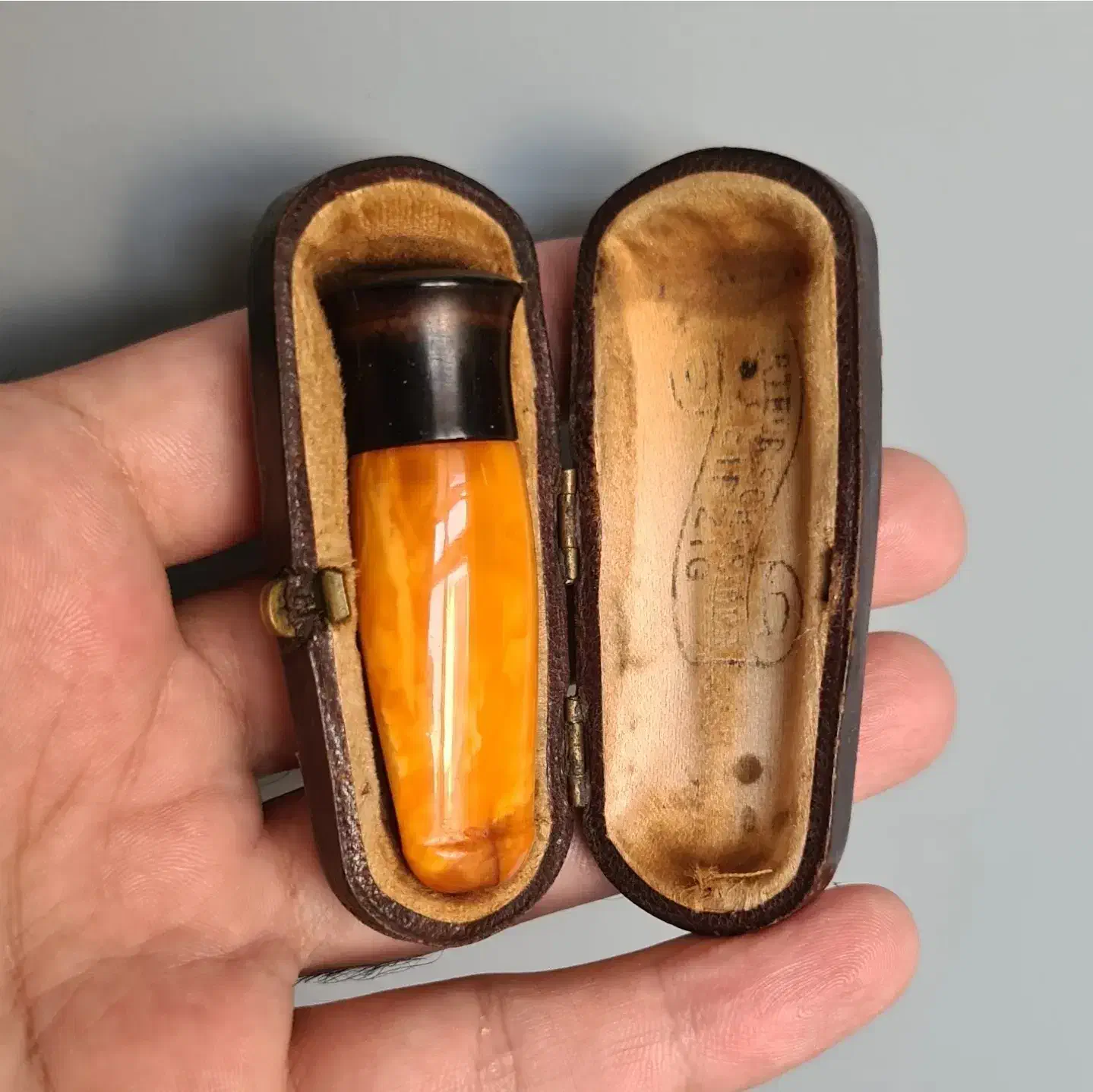 چوب سیگار کهربا عتیقه آلمانی|کلکسیون اشیاء عتیقه|تهران, سردارجنگل|دیوار