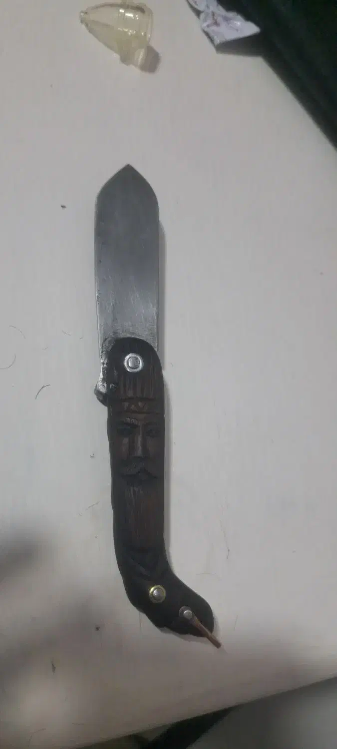 چاقو قدیمی و عتیقه|کلکسیون اشیاء عتیقه|کهریزک, |دیوار