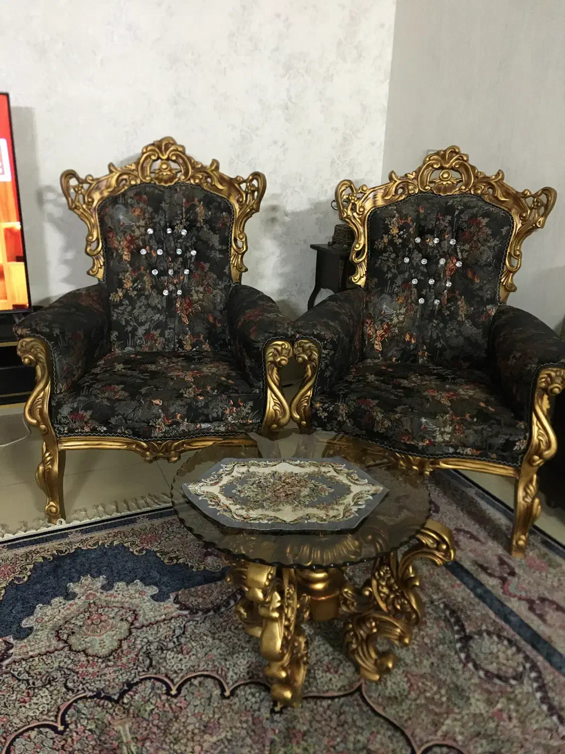 مبل سلطنتی ۷ نفره|مبلمان خانگی و میز عسلی|ساری, |دیوار