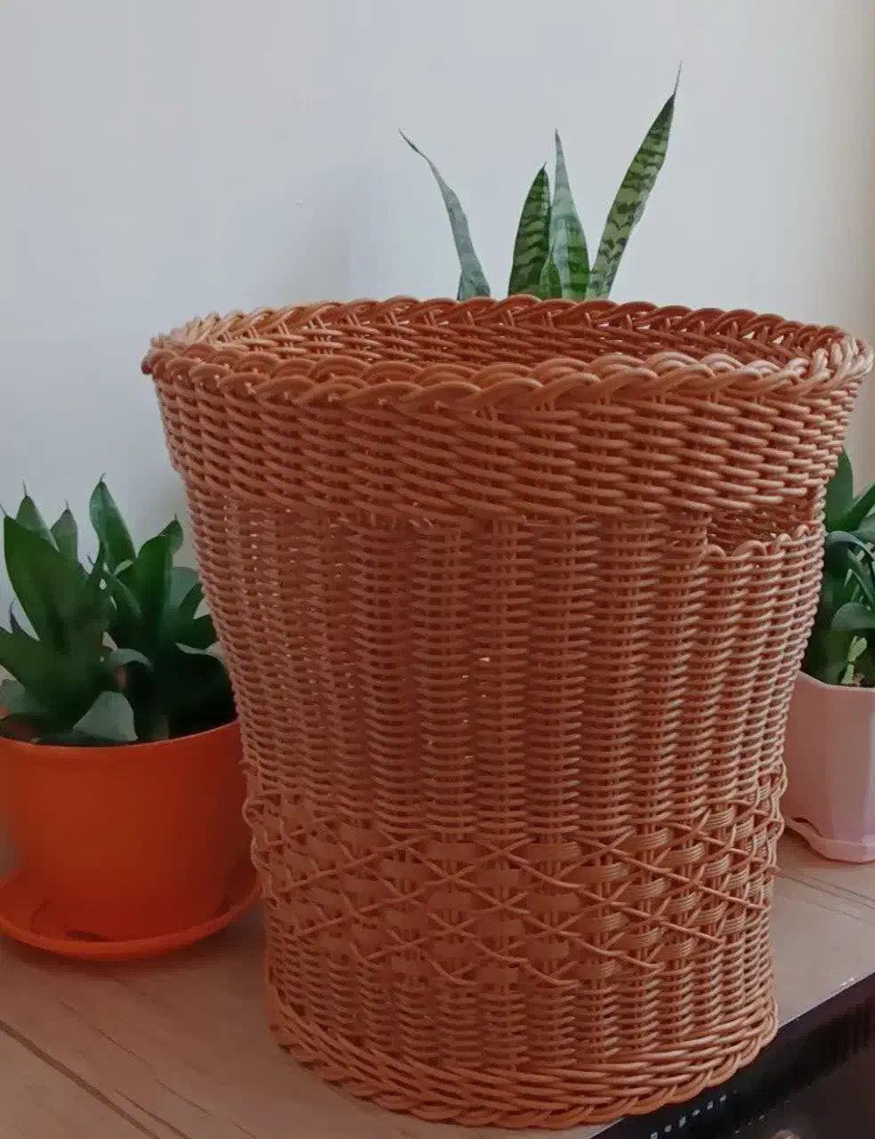 سبد دست بافی سبد بافی|صنایع دستی و سایر لوازم تزئینی|الیگودرز, |دیوار