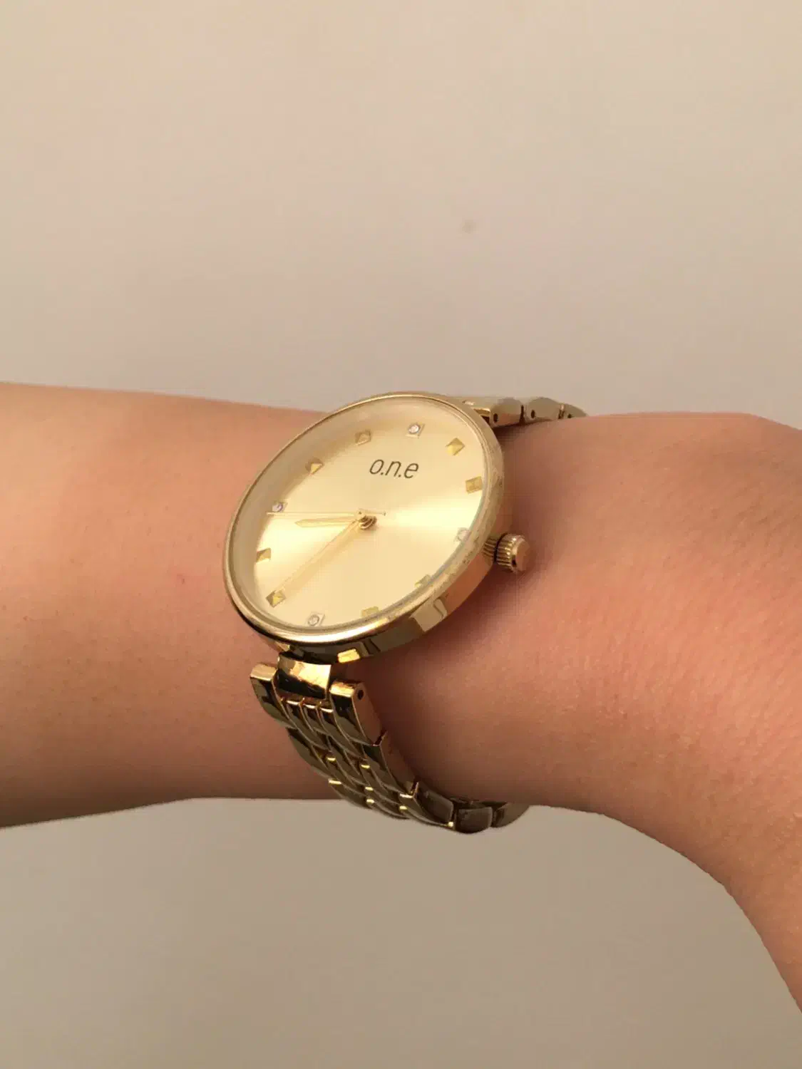 ساعت مچی|ساعت|جهرم, |دیوار