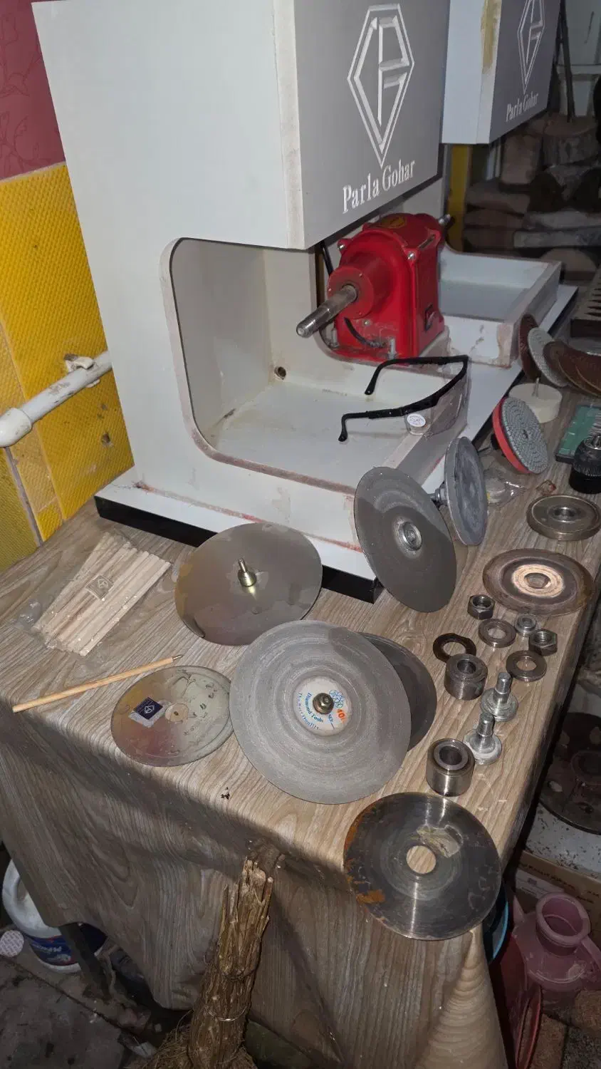 سنگ تراشی و نگین سازی|ماشینآلات صنعتی|خوی, |دیوار