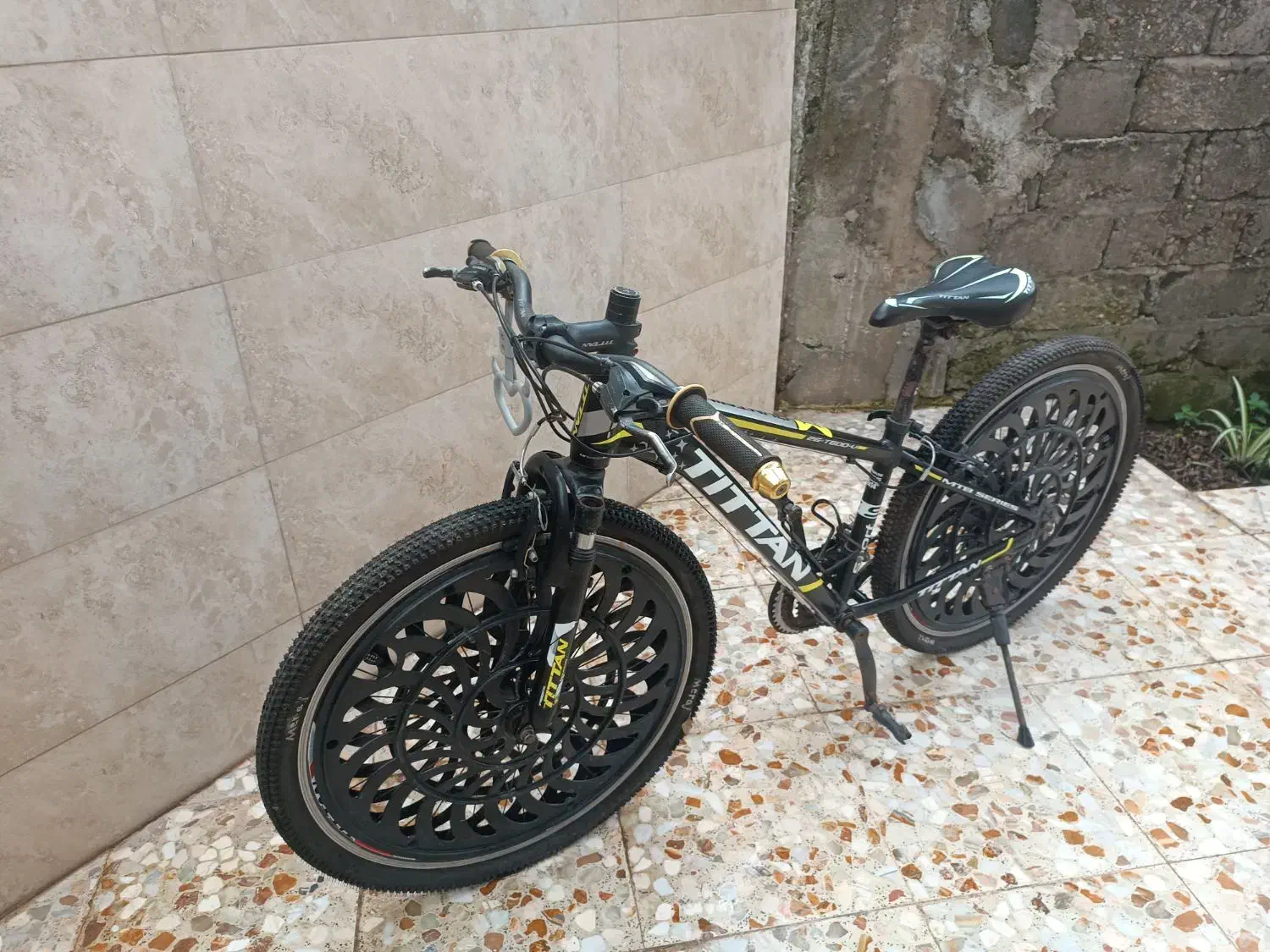 دوچرخه تیتان سایز 26|دوچرخه، اسکیت، اسکوتر|خشکبیجار, |دیوار