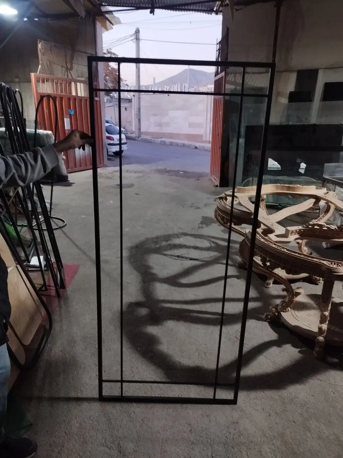 تولید و پخش انواع قاب آینه فلزی گنبدی و طرح دار|آینه|پردیس, شهرک صنعتی خرمدشت فاز ۷|دیوار