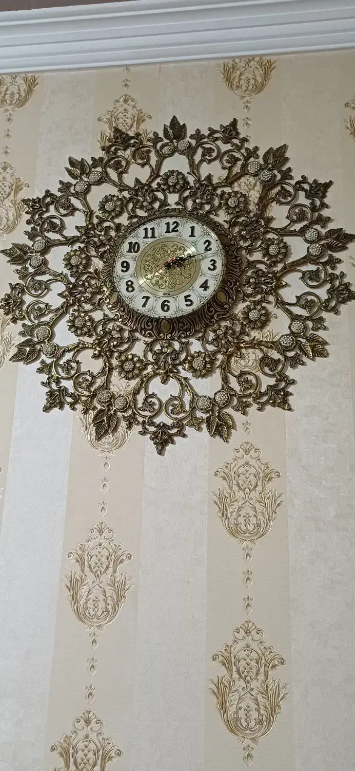 ساعت برنز بزرگ|ساعت دیواری و تزئینی|خوی, |دیوار