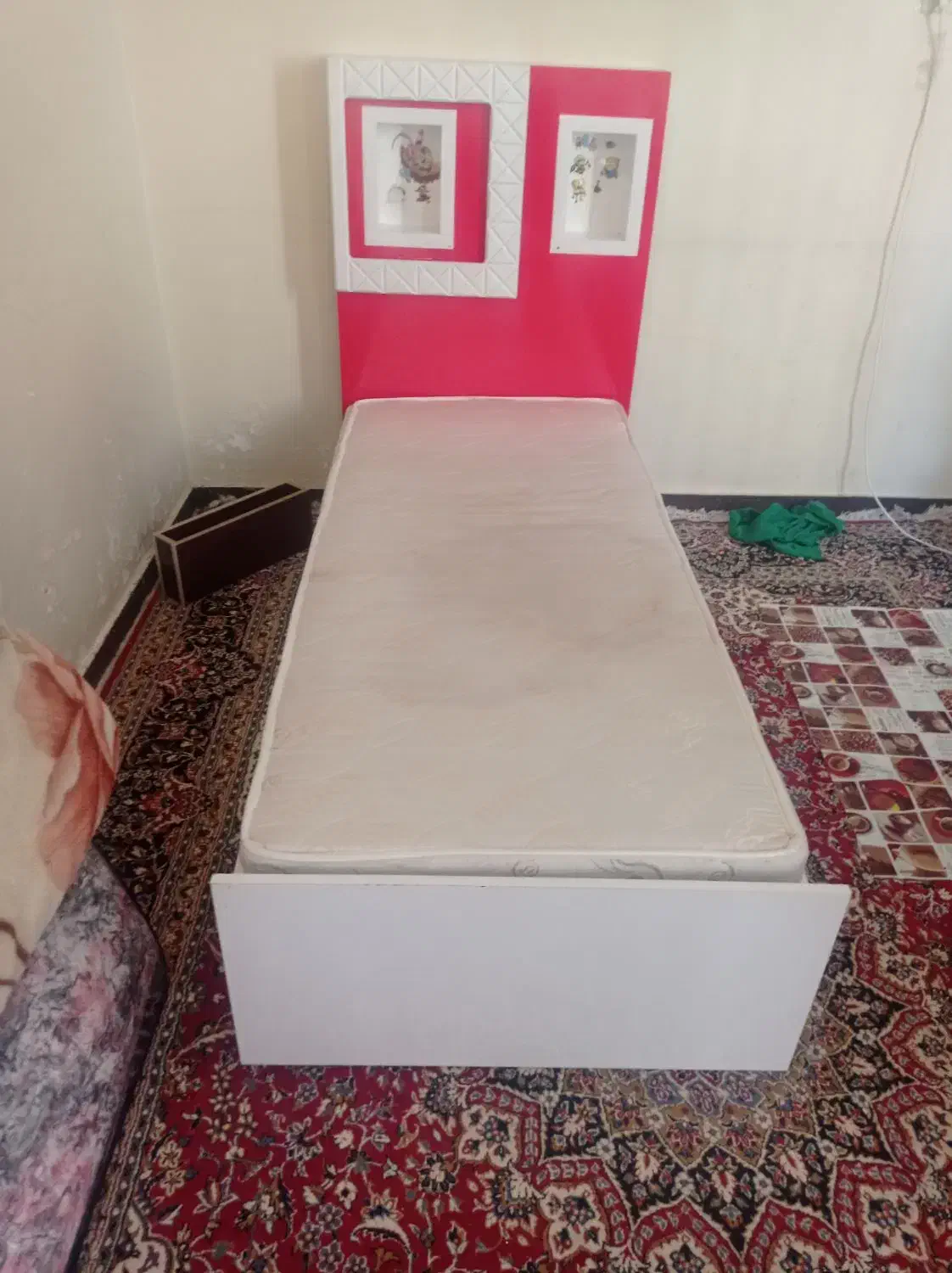 تخت خواب کودک|تخت و سرویس خواب|اهواز, کمپلو شمالی|دیوار