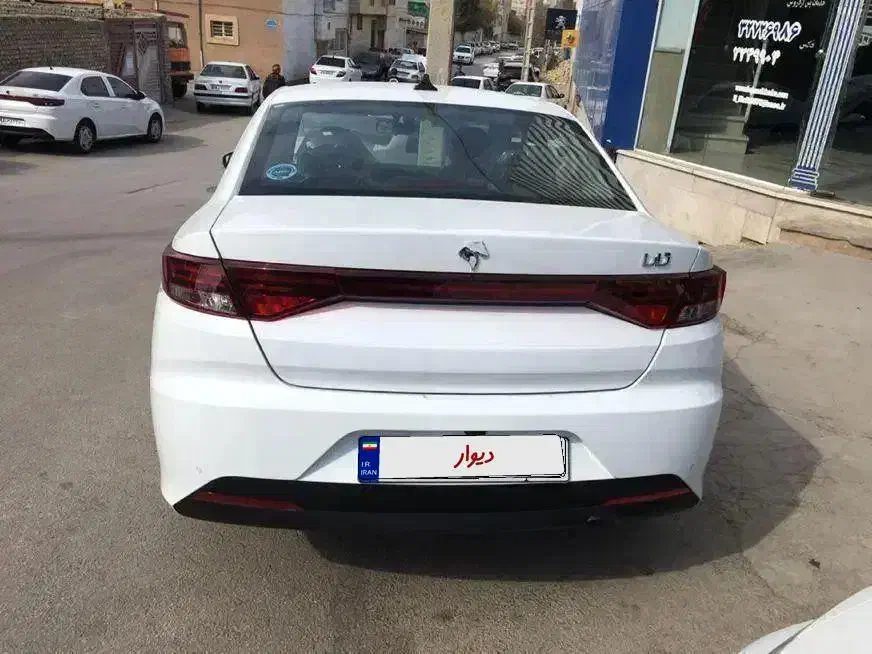 تارا دستی ۱۴۰۴ خشک تحویل روز ۳ دستگاه ۶ سرعته|خودرو سواری و وانت|بجنورد, |دیوار