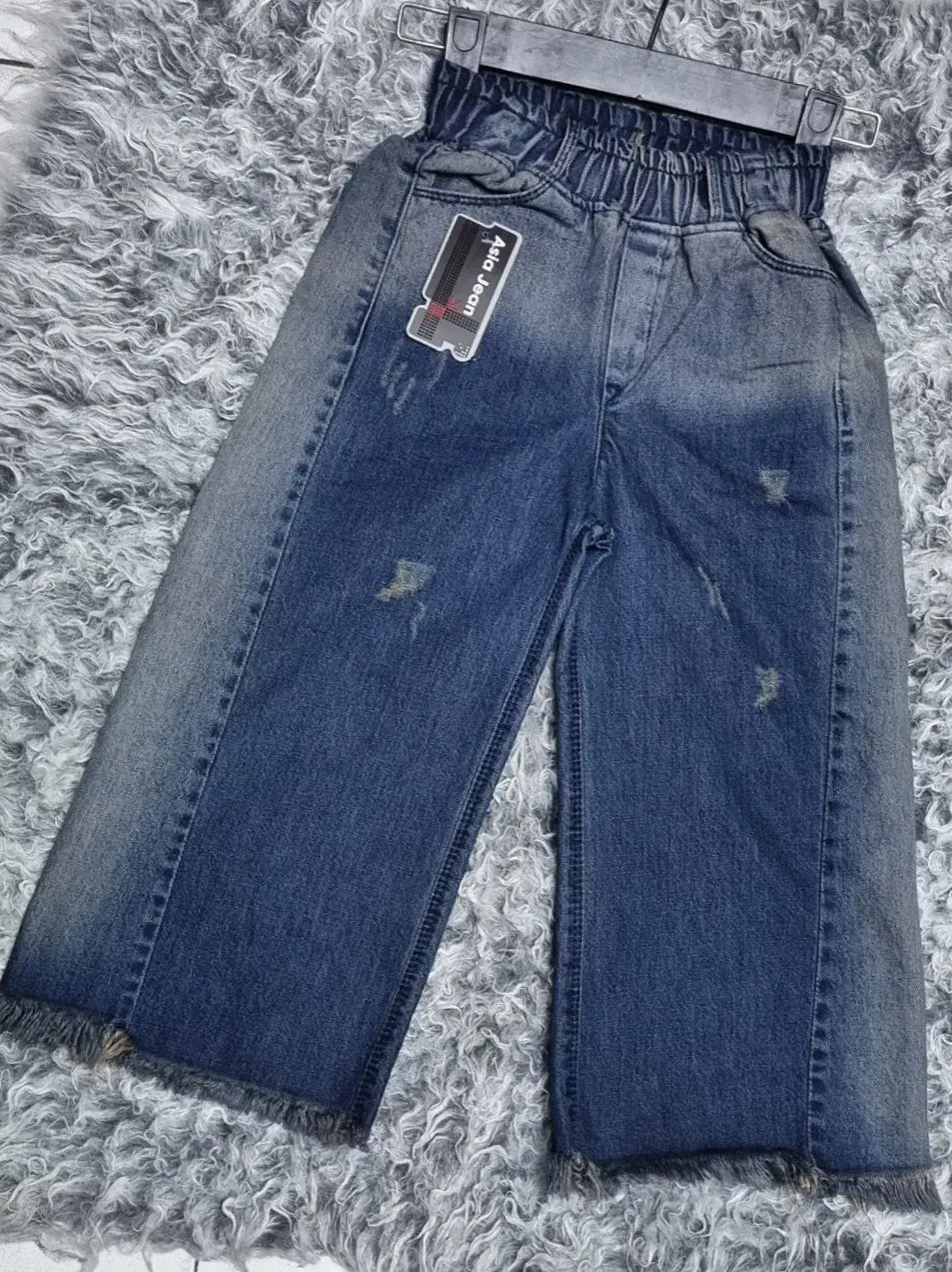 دنیای شلوارشکارچی|کفش و لباس بچه|گنبد کاووس, |دیوار