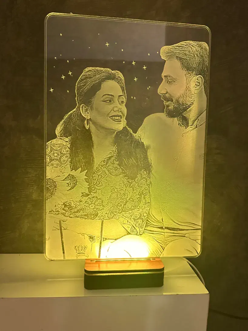 تندیس‌ نوری سفارشی کادو تولد|چراغ خواب و آباژور|شیراز, ارم|دیوار