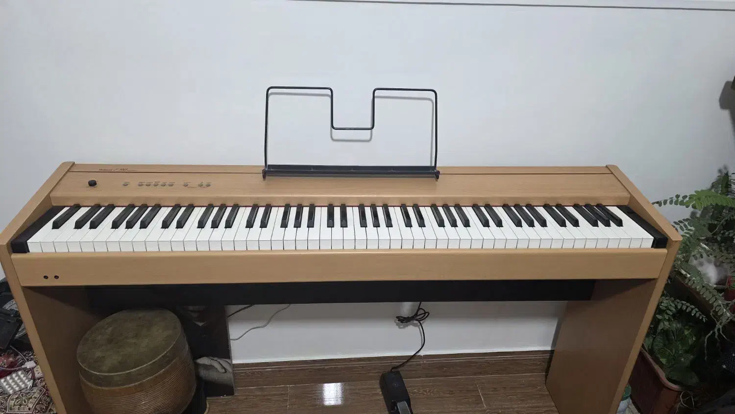 پیانو دیجیتال Roland F-90 اصل ژاپن|پیانو، کیبورد، آکاردئون|تهران, یافتآباد|دیوار